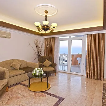 Club Paradiso & 5*