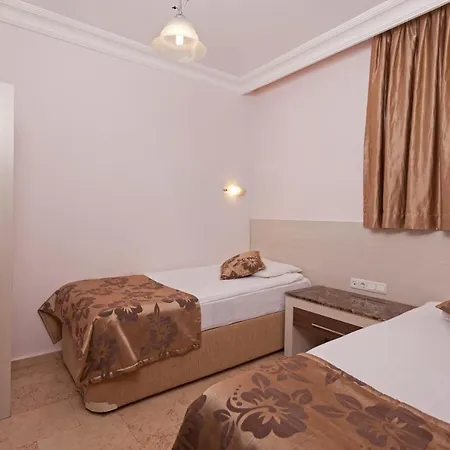 Hotel Club Paradiso 5*