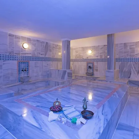Club Paradiso & Αλάνια